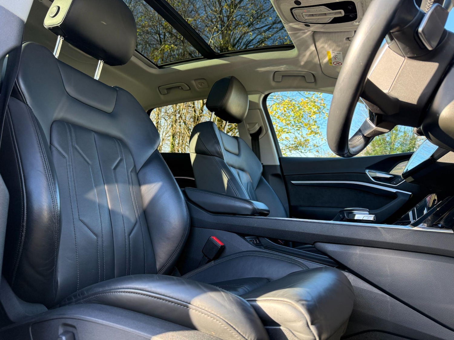 Used Audi e-tron 2020 for sale - 76645501: Photo 27