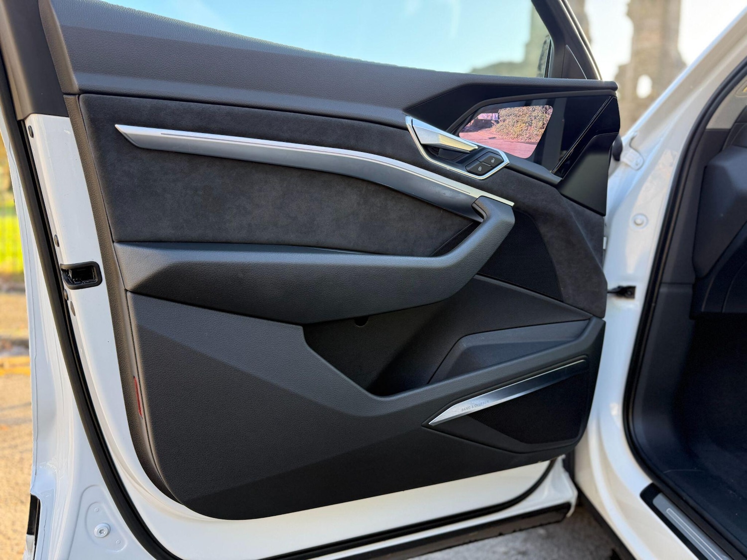 Used Audi e-tron 2020 for sale - 76645501: Photo 32