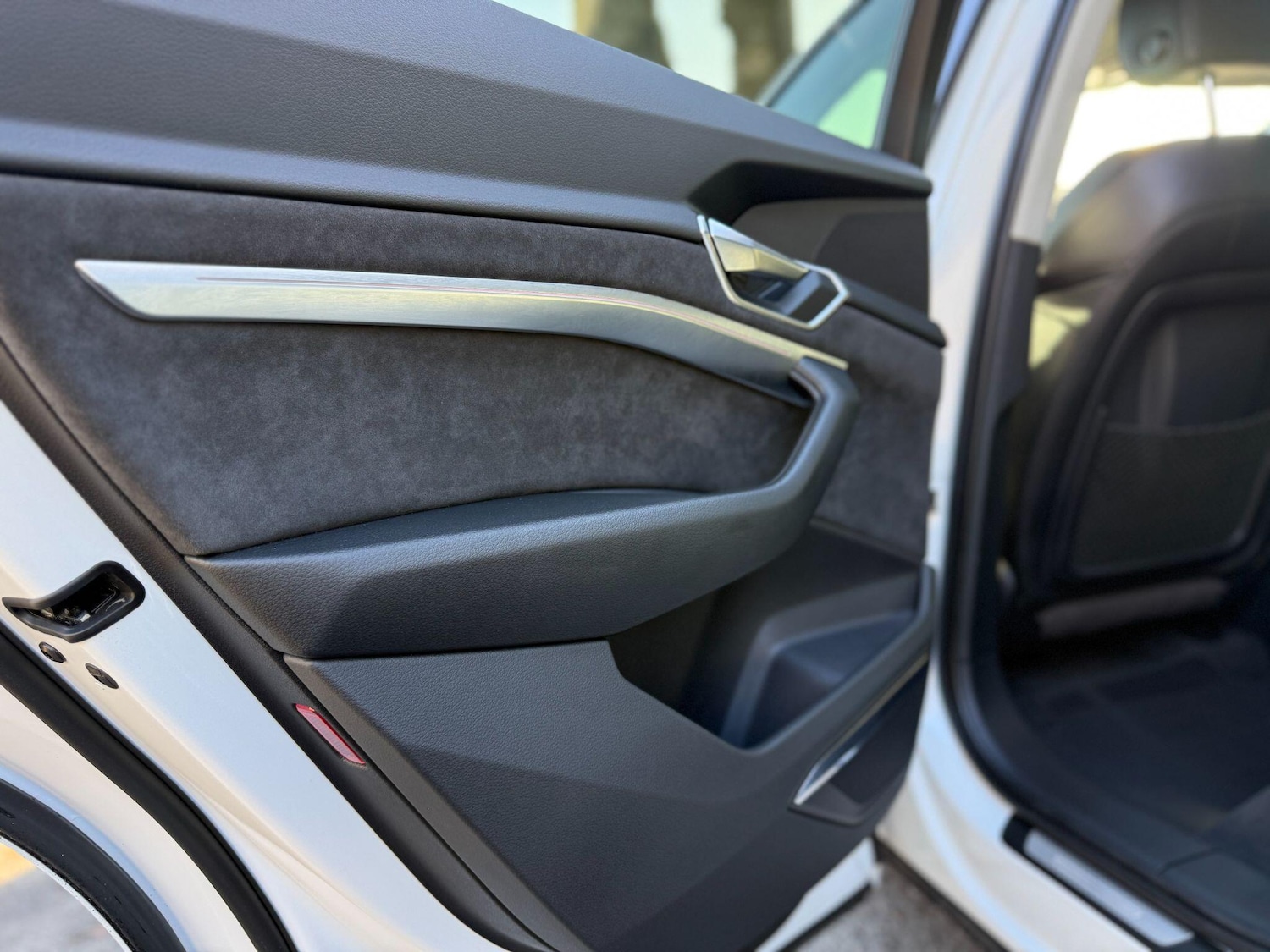 Used Audi e-tron 2020 for sale - 76645501: Photo 39