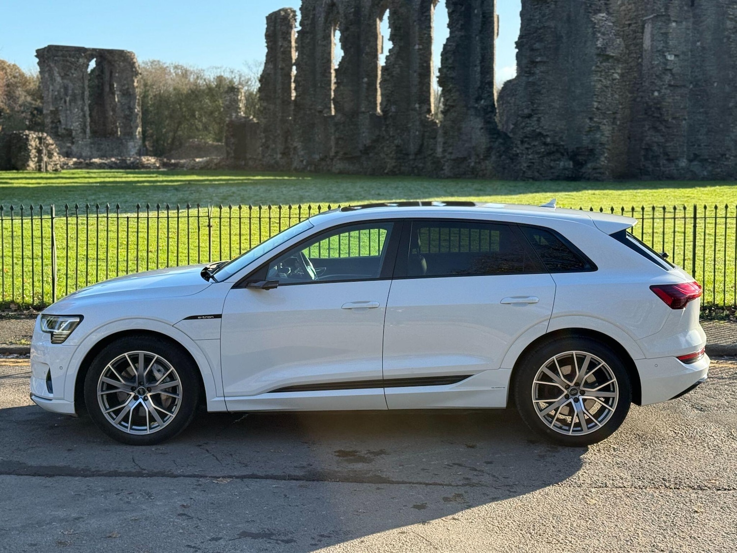 Used Audi e-tron 2020 for sale - 76645501: Photo 5