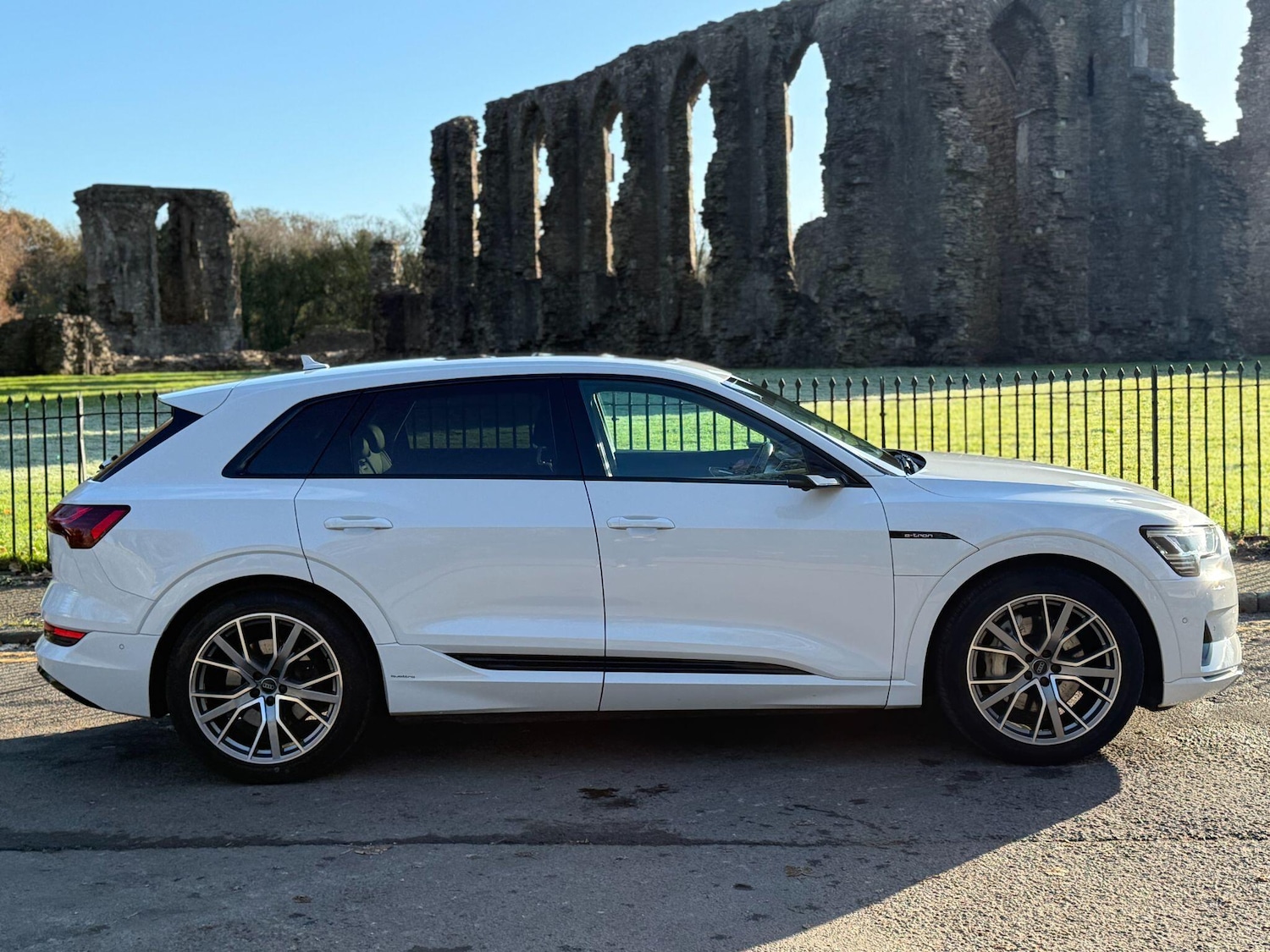 Used Audi e-tron 2020 for sale - 76645501: Photo 7