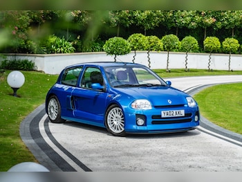 Used Renault Clio 2002 for sale - 75343724: Photo