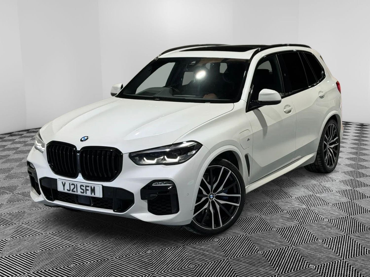 Used BMW X5 2021 for sale - 77575157: Photo 3