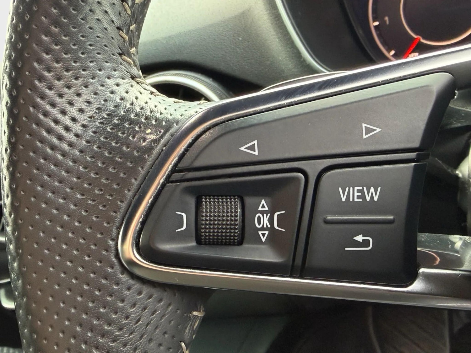 Used Audi TT 2015 for sale - 77574805: Photo 16