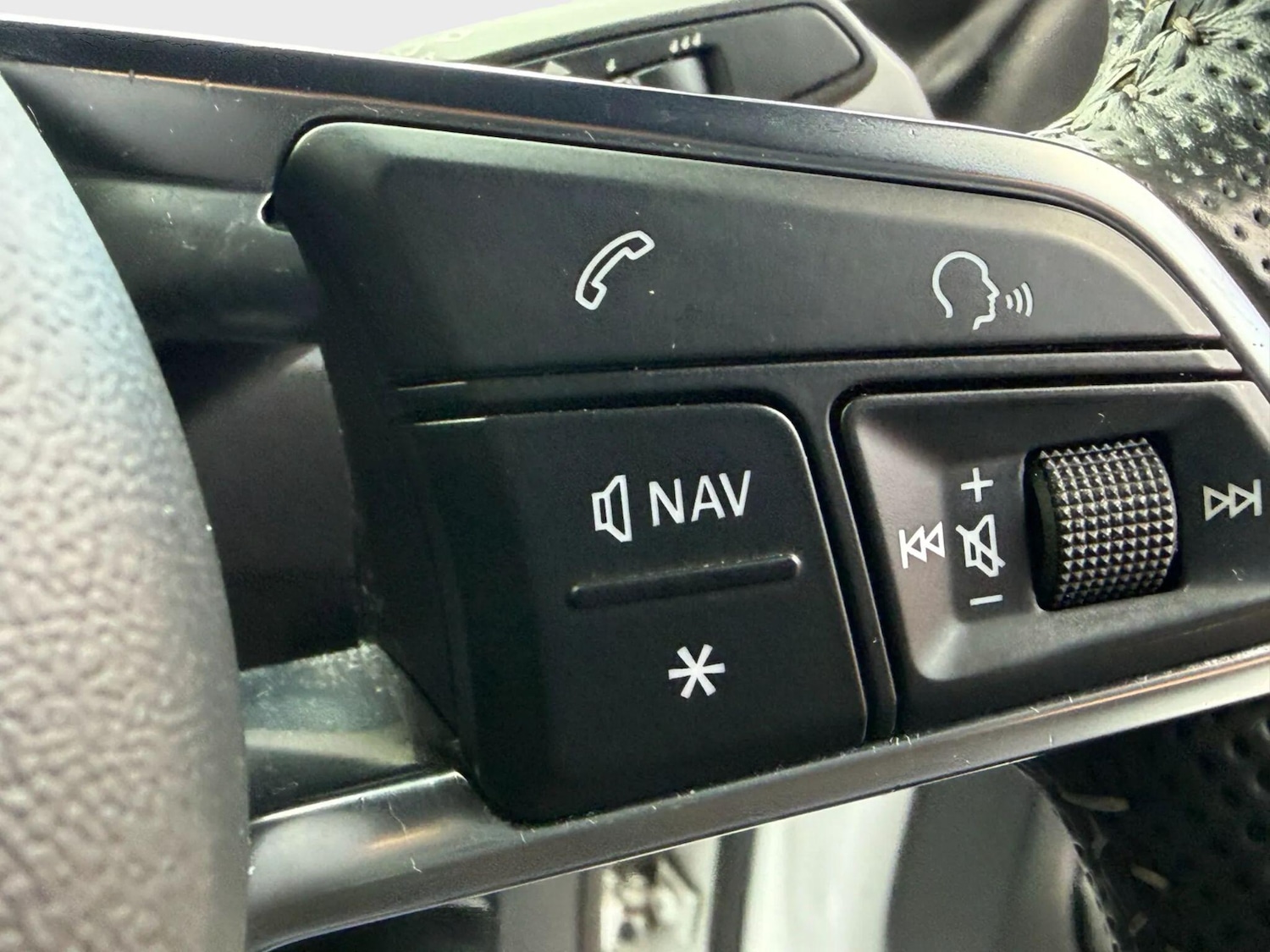 Used Audi TT 2015 for sale - 77574805: Photo 17