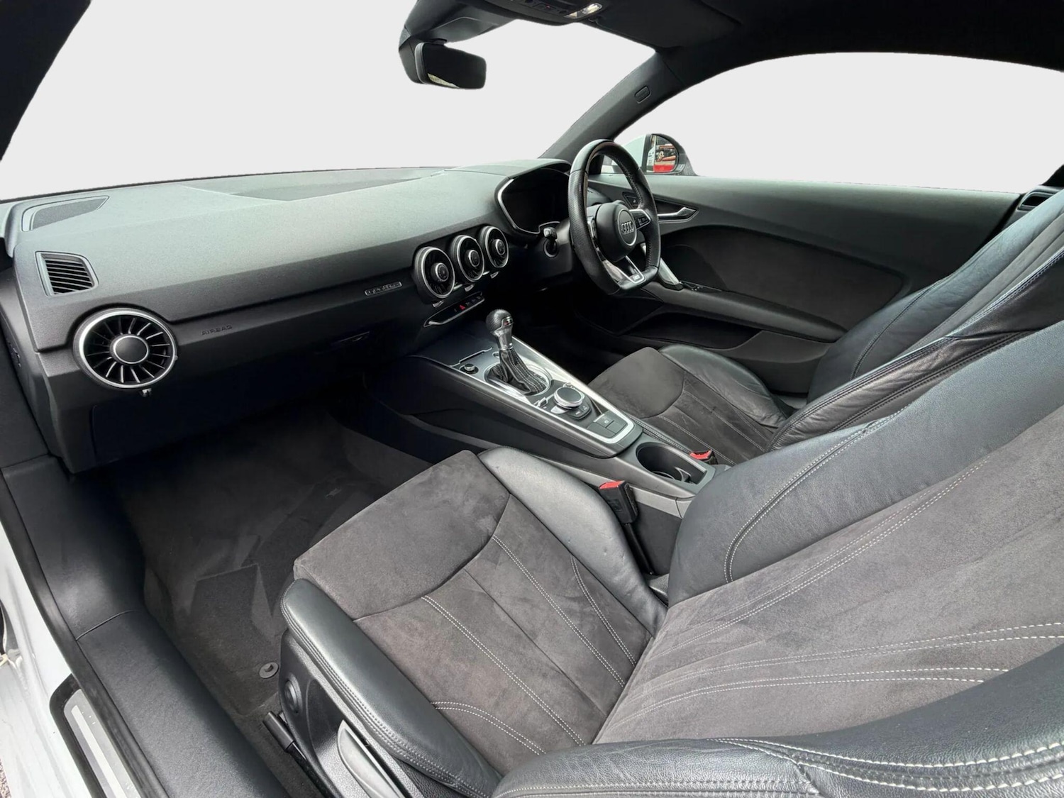 Used Audi TT 2015 for sale - 77574805: Photo 21