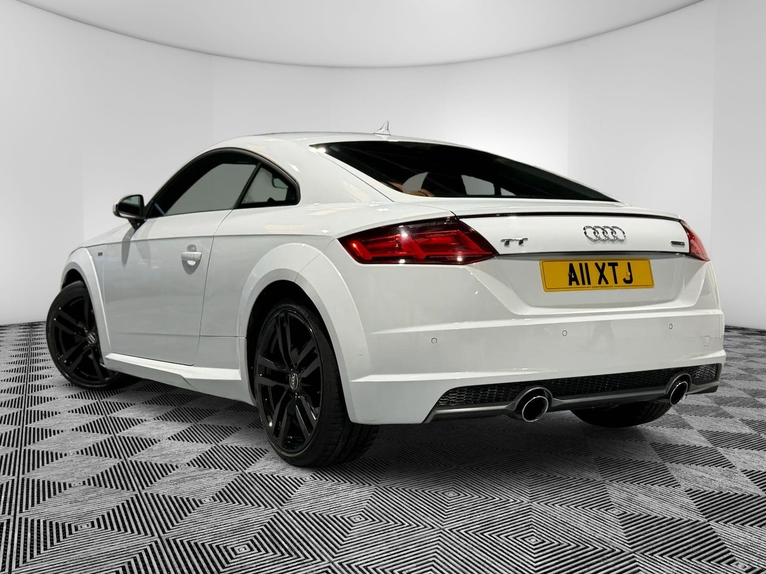 Used Audi TT 2015 for sale - 77574805: Photo 5