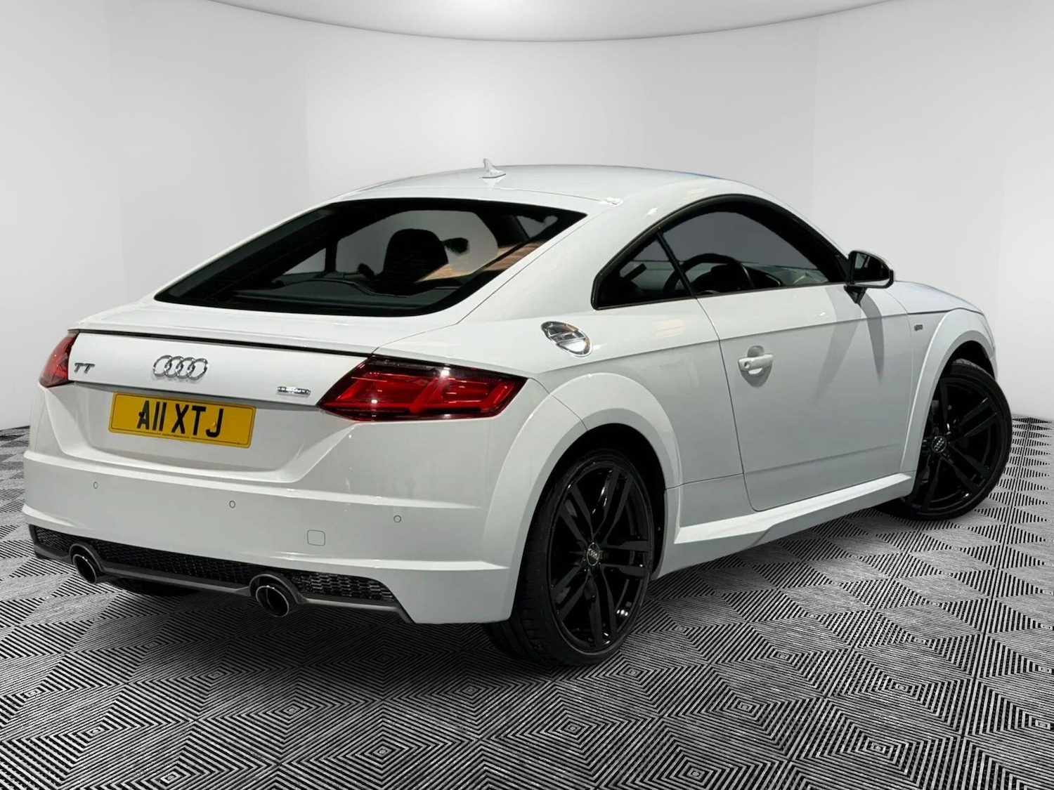 Used Audi TT 2015 for sale - 77574805: Photo 7