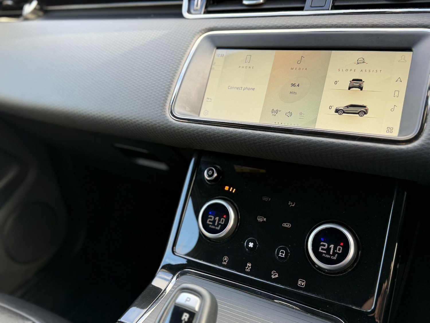 Used Land Rover Range Rover Evoque 2022 for sale - 77330713: Photo 18