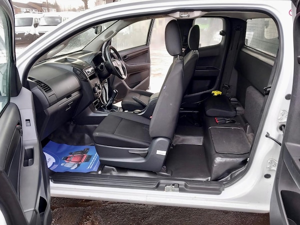 Used Isuzu D-Max 2019 for sale - 75543503: Photo 2