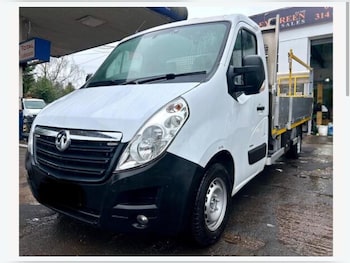 Vauxhall Movano feature image