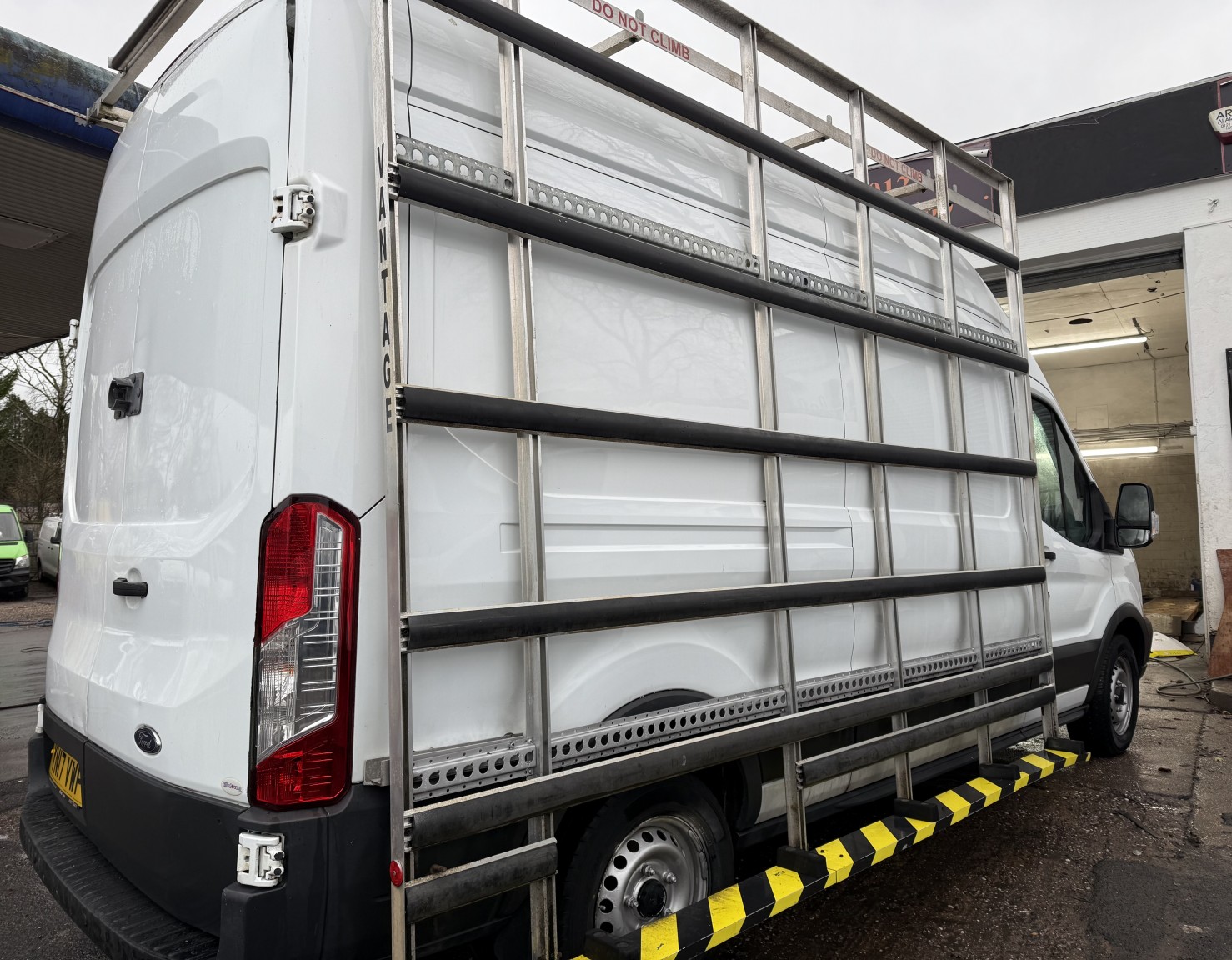 Used Ford Transit 2017 for sale - 76669178: Photo 2
