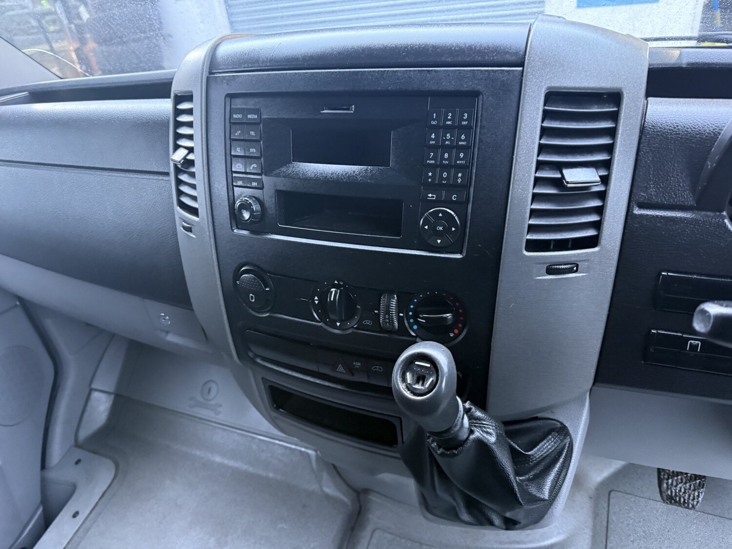 Used Mercedes-Benz Sprinter 2018 for sale - 77622390: Photo 10