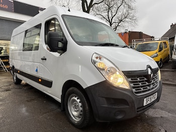 Renault Master feature image