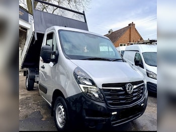 Vauxhall Movano feature image