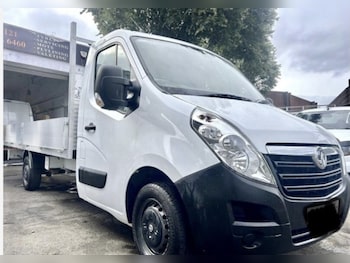 Vauxhall Movano feature image