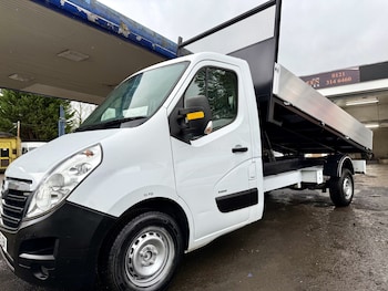 Vauxhall - Movano