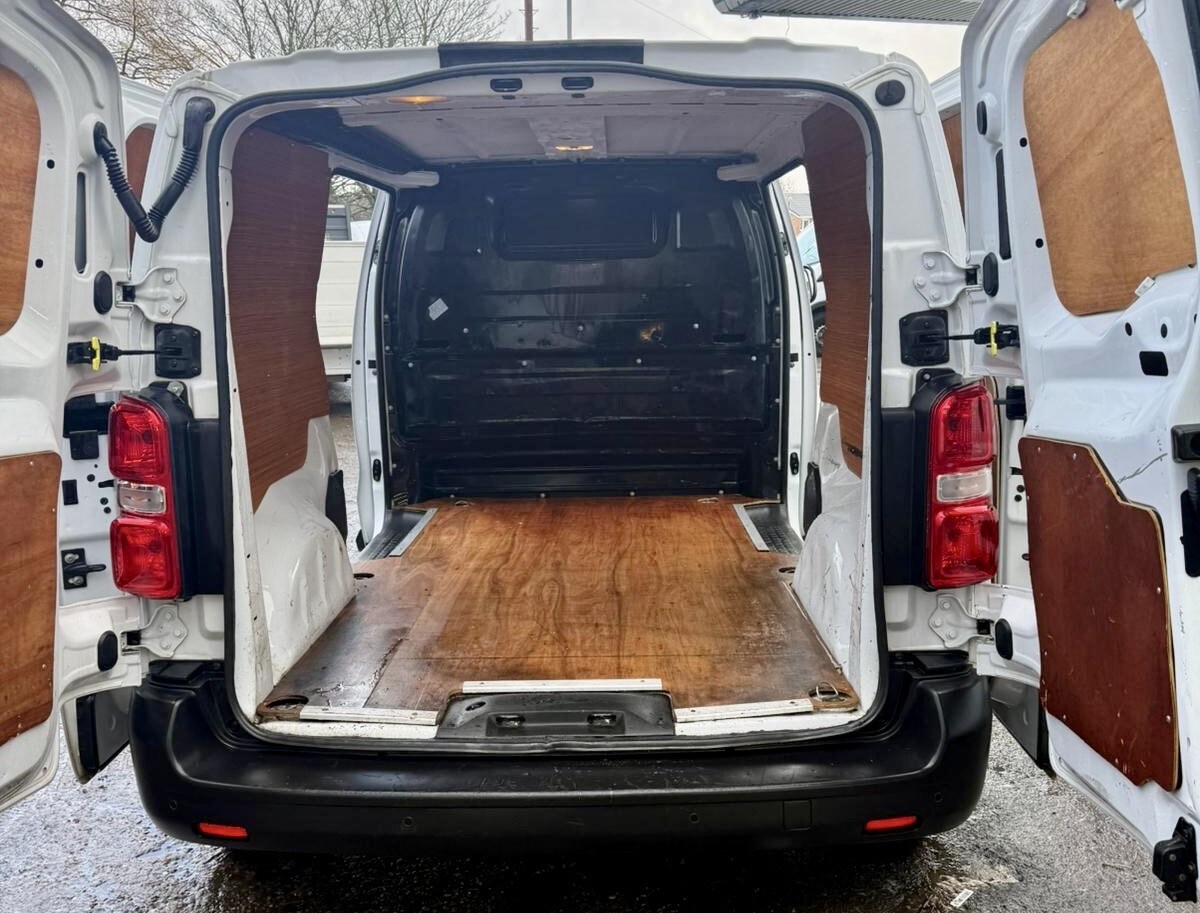 Used Vauxhall Vivaro 2023 for sale - 77789349: Photo 10