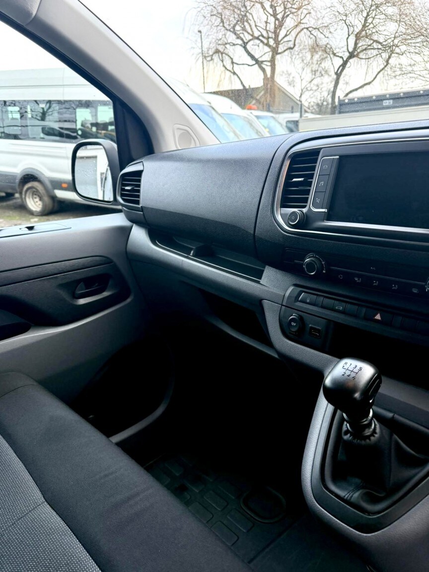 Used Vauxhall Vivaro 2023 for sale - 77789349: Photo 12