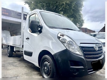 Vauxhall Movano feature image