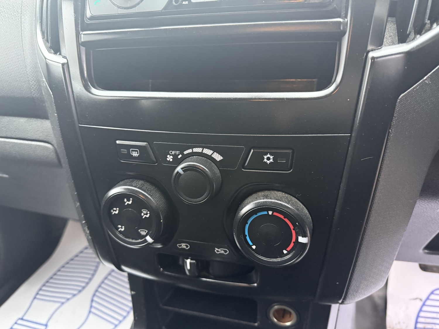 Used Isuzu D-Max 2019 for sale - 77038856: Photo 12