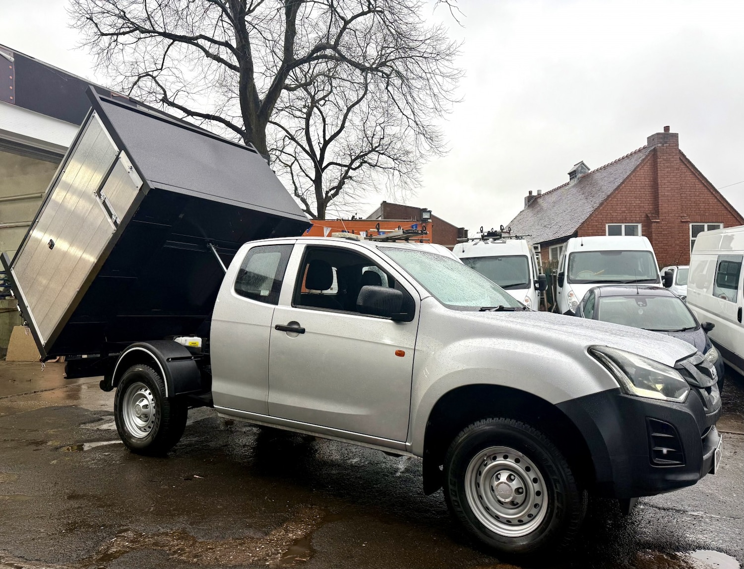 Used Isuzu D-Max 2019 for sale - 77038856: Photo 2