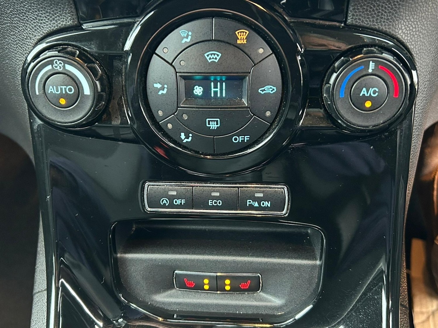 Used Ford Fiesta 2017 for sale - 77149594: Photo 7