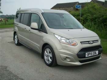 Used Ford Grand Tourneo Connect 2015 for sale - 74913126: Photo