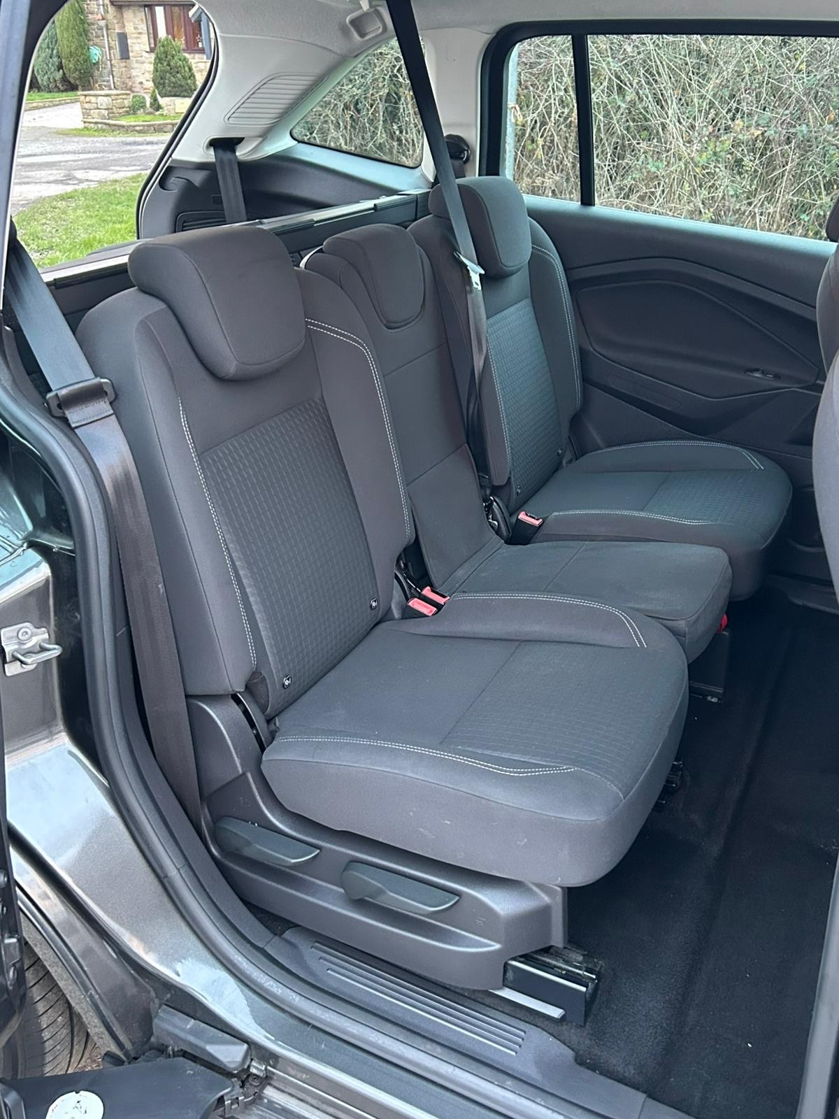 Used Ford Grand C-Max 2017 for sale - 77151360: Photo 9