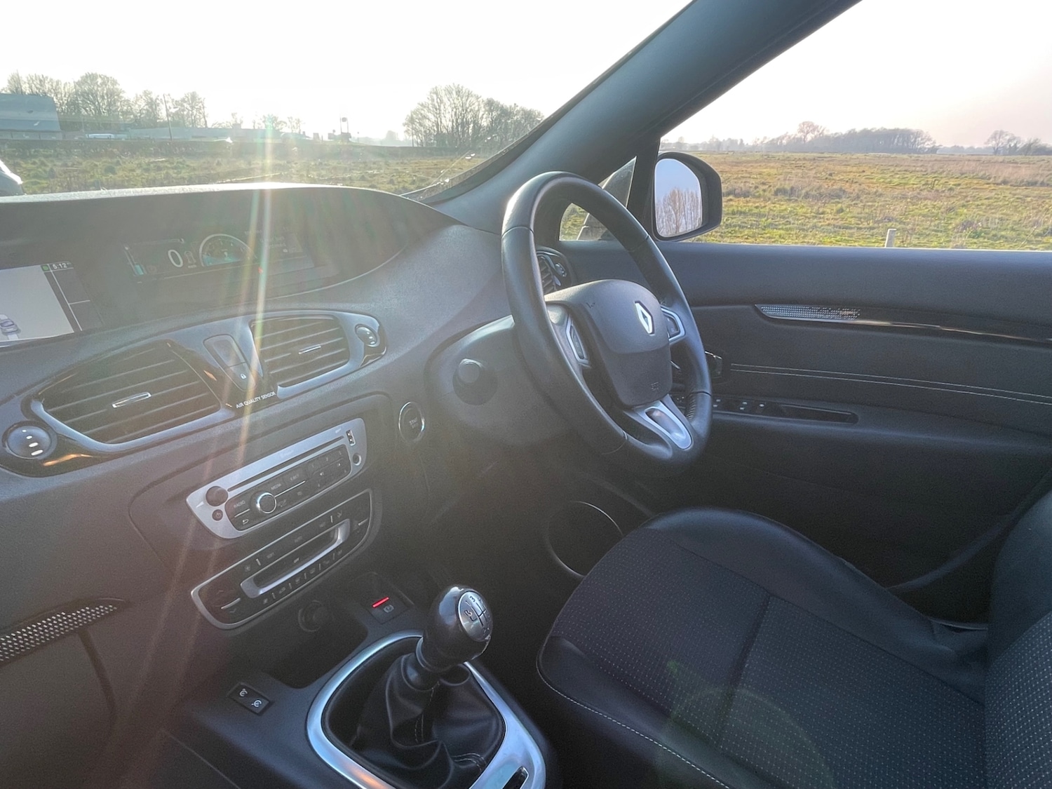 Used Renault Scenic 2012 for sale - 77982017: Photo 11