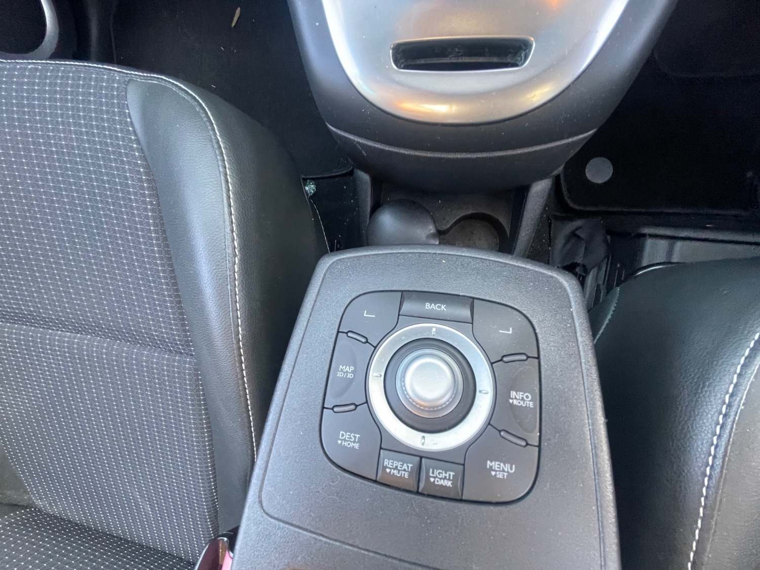 Used Renault Scenic 2012 for sale - 77982017: Photo 14