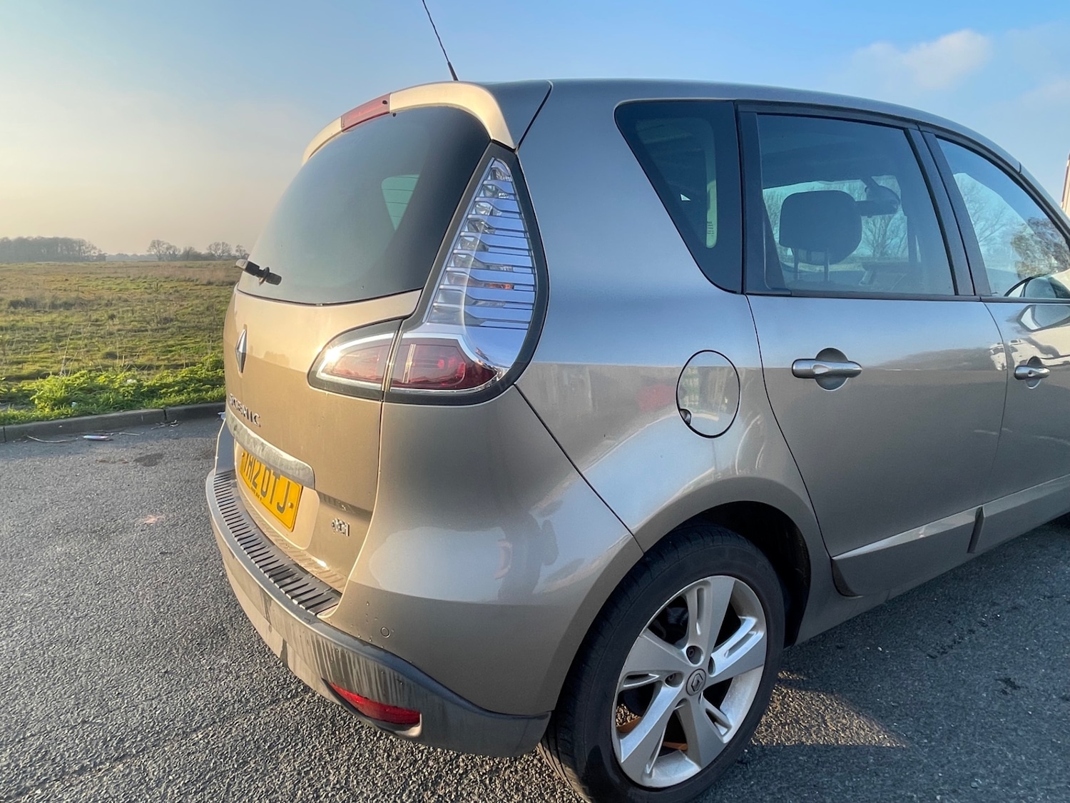 Used Renault Scenic 2012 for sale - 77982017: Photo 6