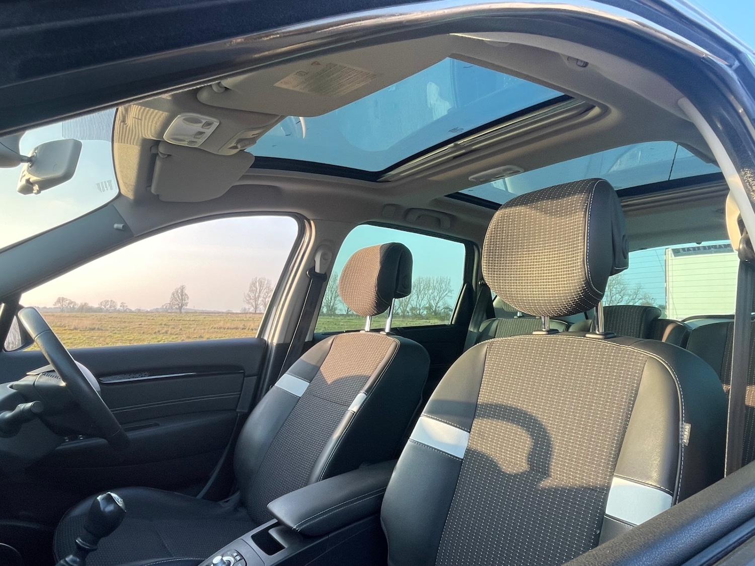 Used Renault Scenic 2012 for sale - 77982017: Photo 9