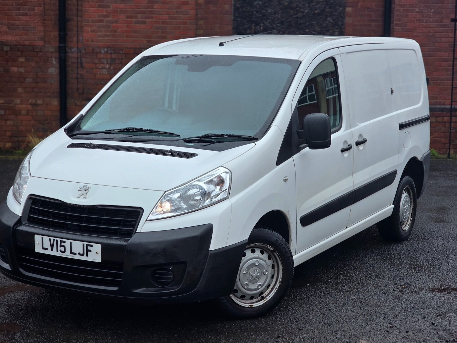 Used Peugeot Expert 2015 for sale - 77271636: Photo 2