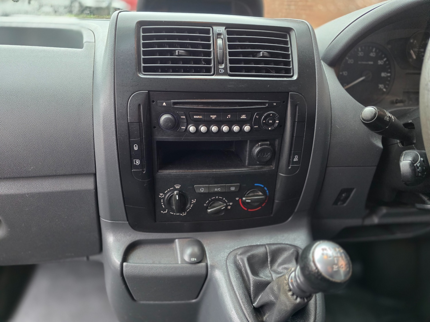 Used Peugeot Expert 2015 for sale - 77271636: Photo 23