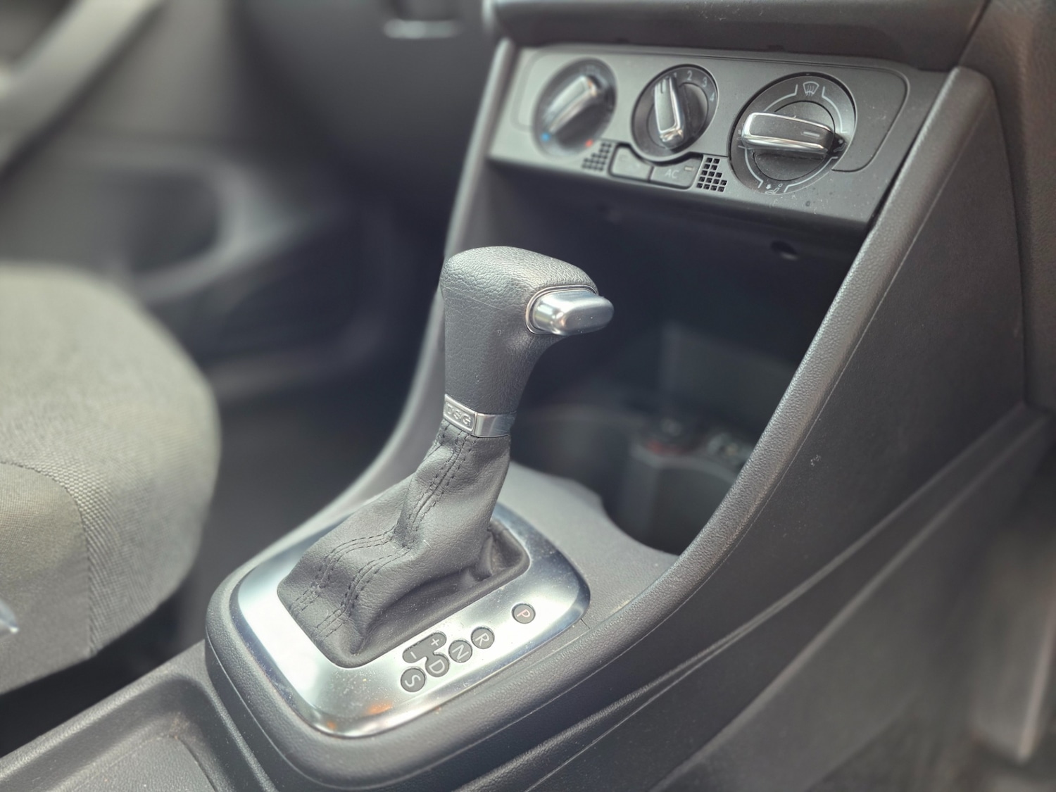 Used Volkswagen Polo 2009 for sale - 77095394: Photo 13