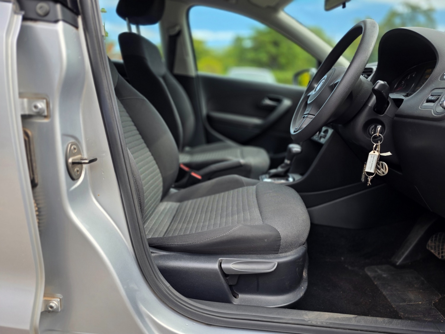 Used Volkswagen Polo 2009 for sale - 77095394: Photo 14