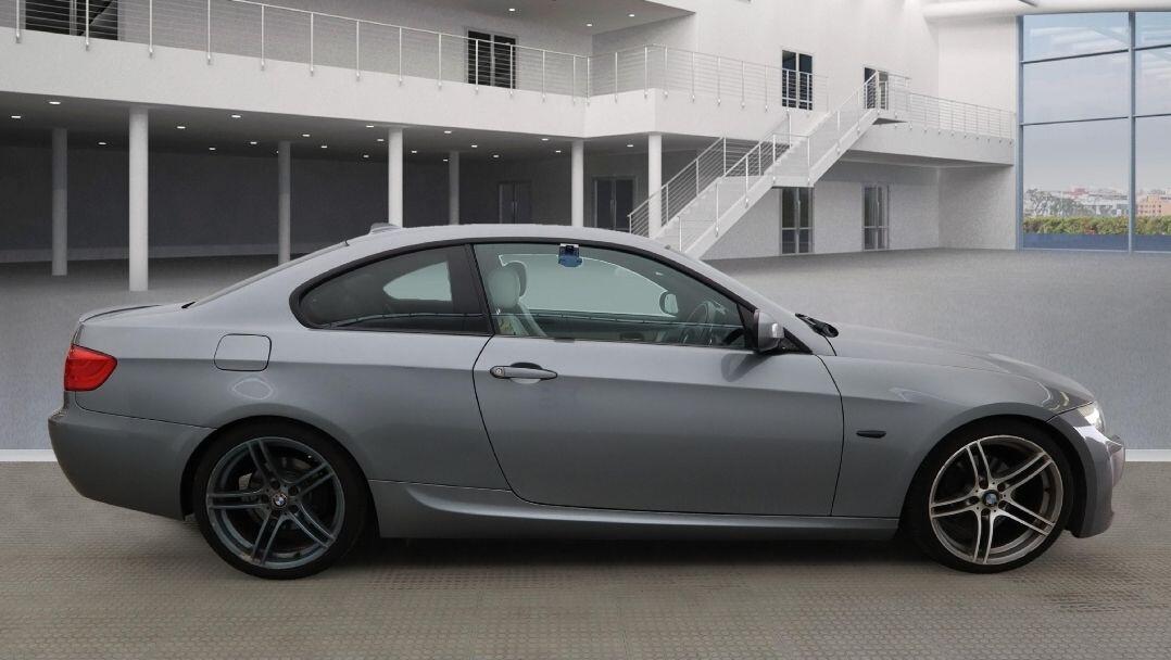 Used BMW 3 Series 2011 for sale - 76839530: Photo 6