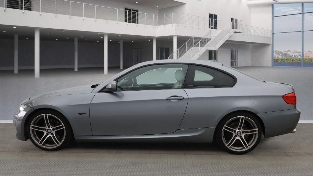 Used BMW 3 Series 2011 for sale - 76839530: Photo 7