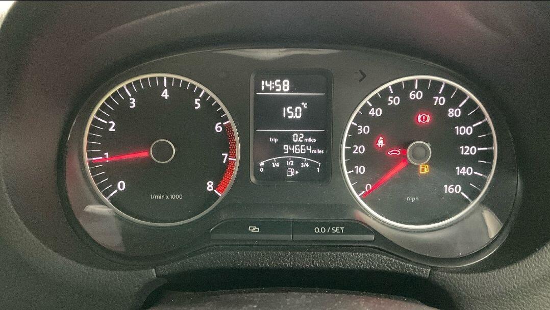 Used Volkswagen Polo 2010 for sale - 76839713: Photo 11