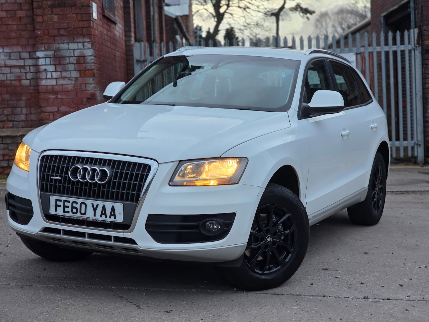 Used Audi Q5 2010 for sale - 77636553: Photo 2