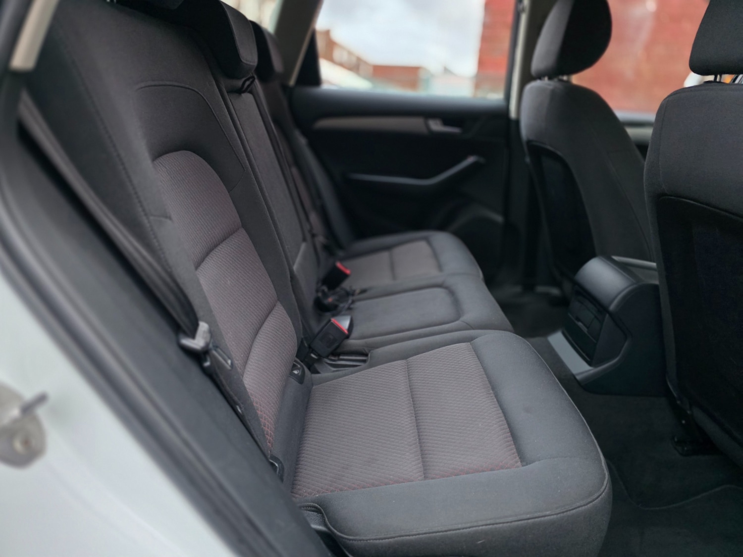 Used Audi Q5 2010 for sale - 77636553: Photo 30