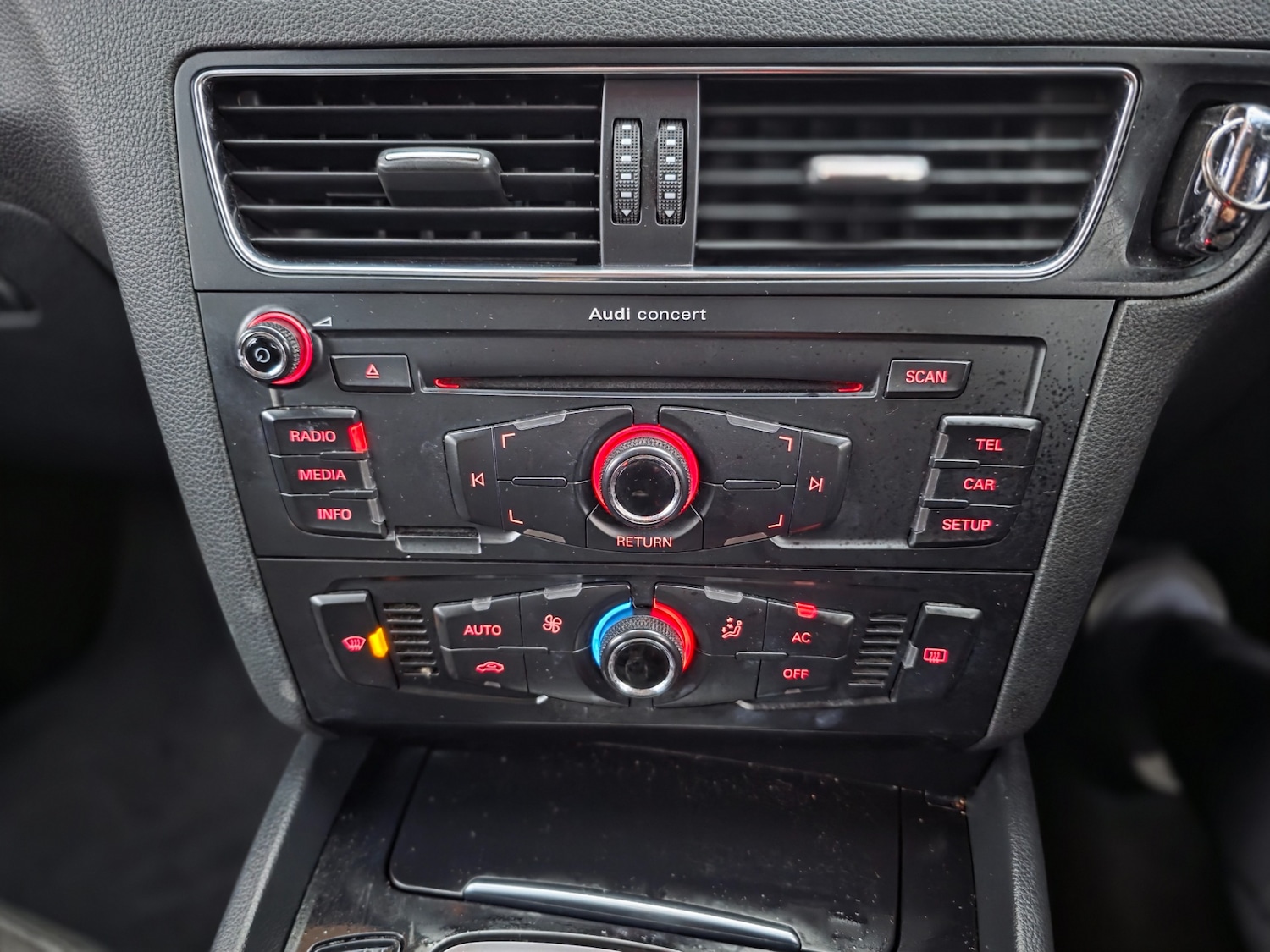 Used Audi Q5 2010 for sale - 77636553: Photo 39