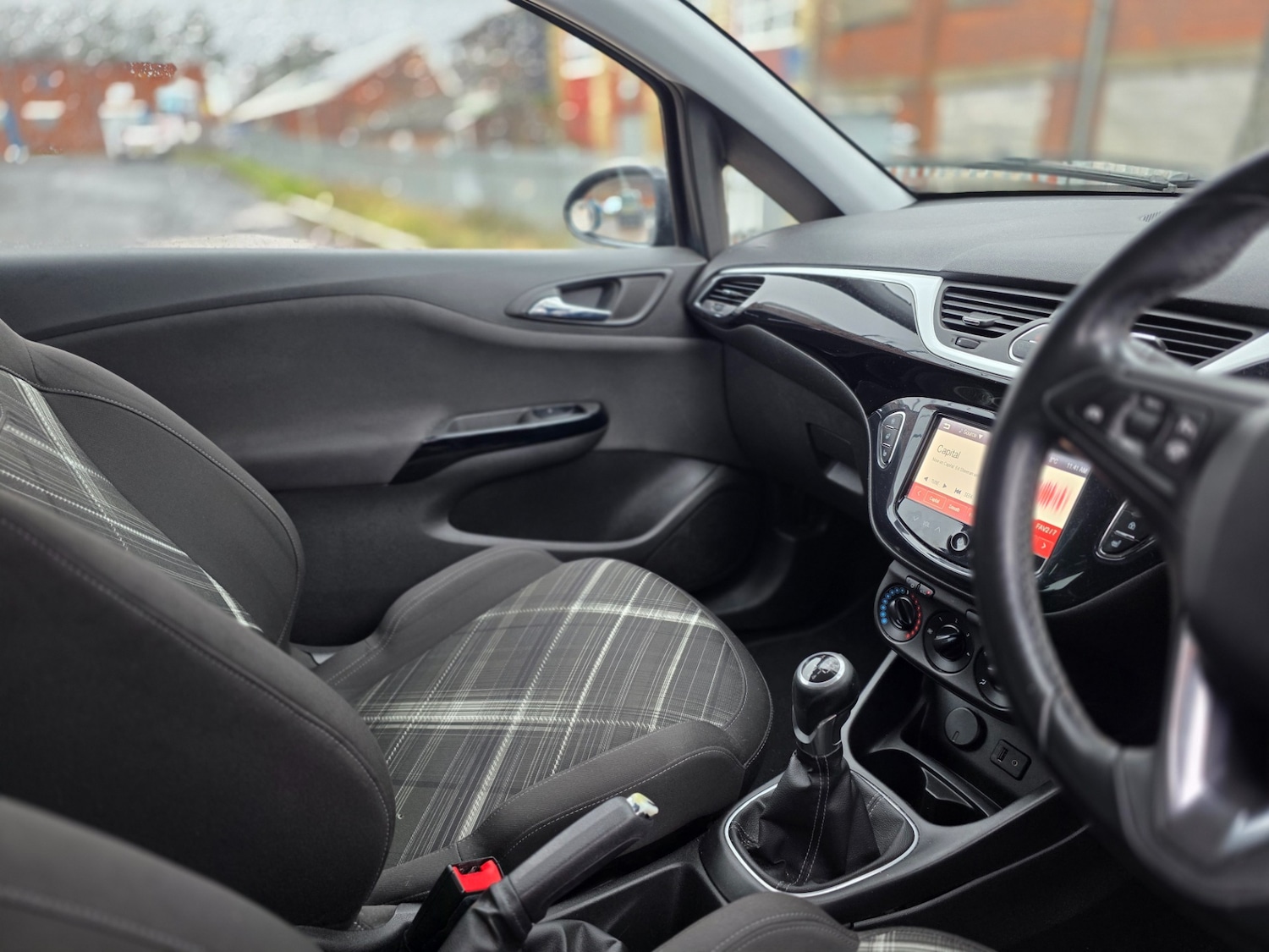 Used Vauxhall Corsa 2015 for sale - 77179970: Photo 24