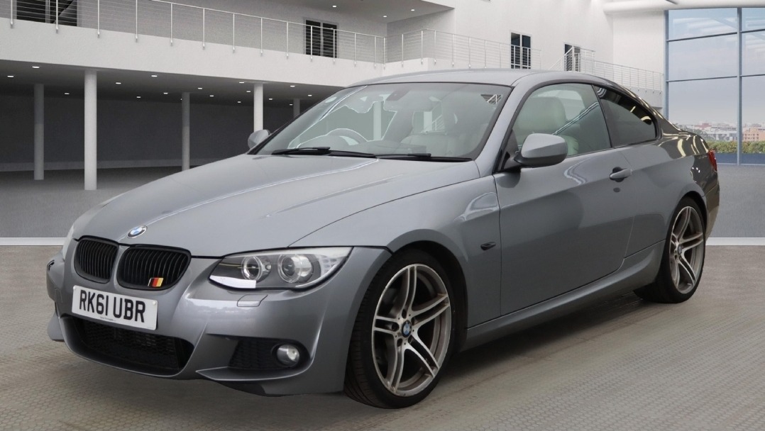 Used BMW 3 Series 2011 for sale - 77095414: Photo 2