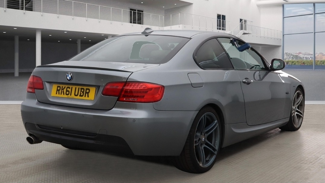 Used BMW 3 Series 2011 for sale - 77095414: Photo 4