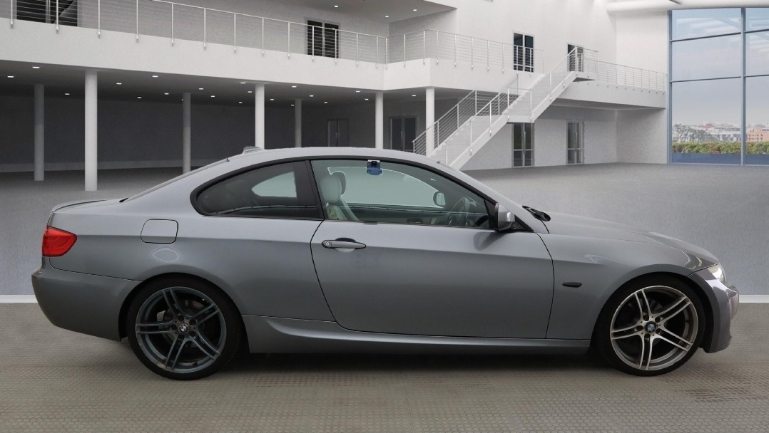 Used BMW 3 Series 2011 for sale - 77095414: Photo 5