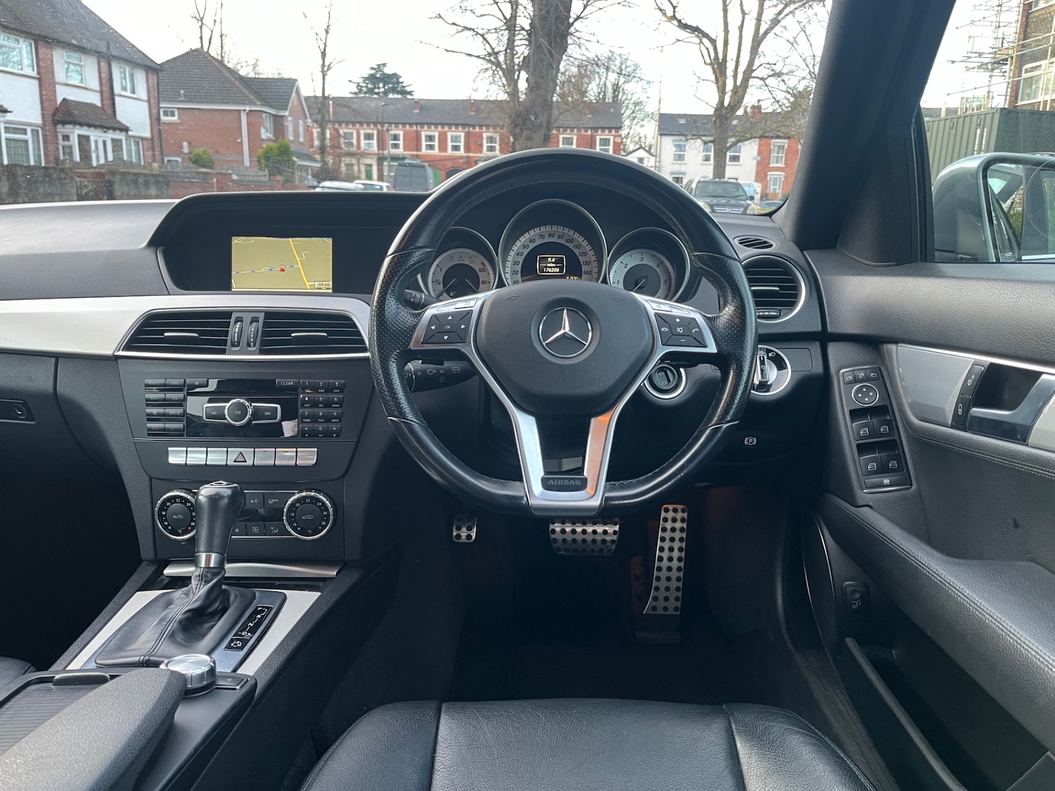 Used Mercedes-Benz C Class 2012 for sale - 77054172: Photo 11