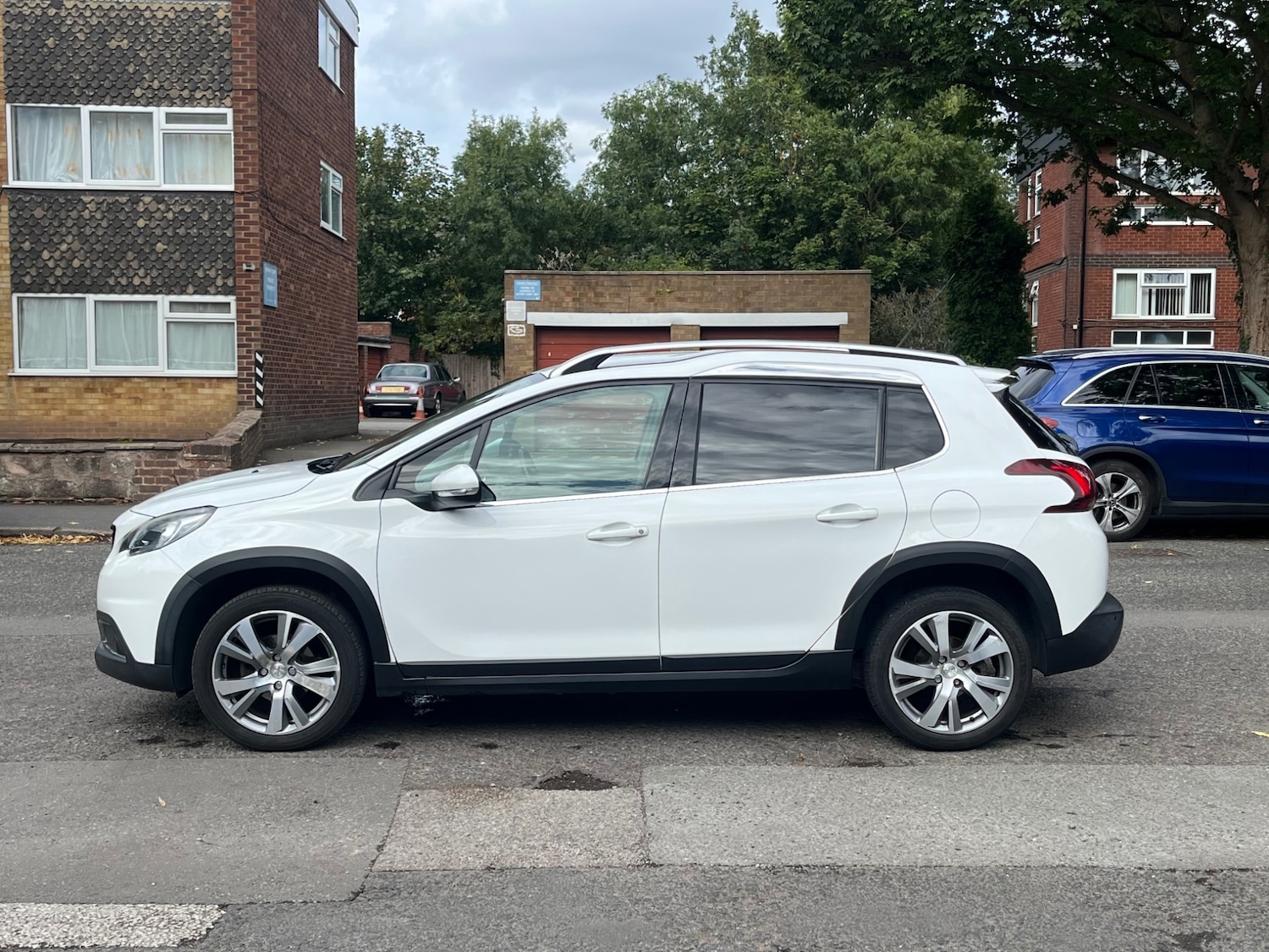 Used Peugeot 2008 2017 for sale - 77054166: Photo 4