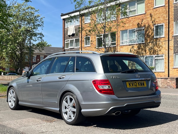 Used Mercedes-Benz C Class 2012 for sale - 75117406: Photo 4